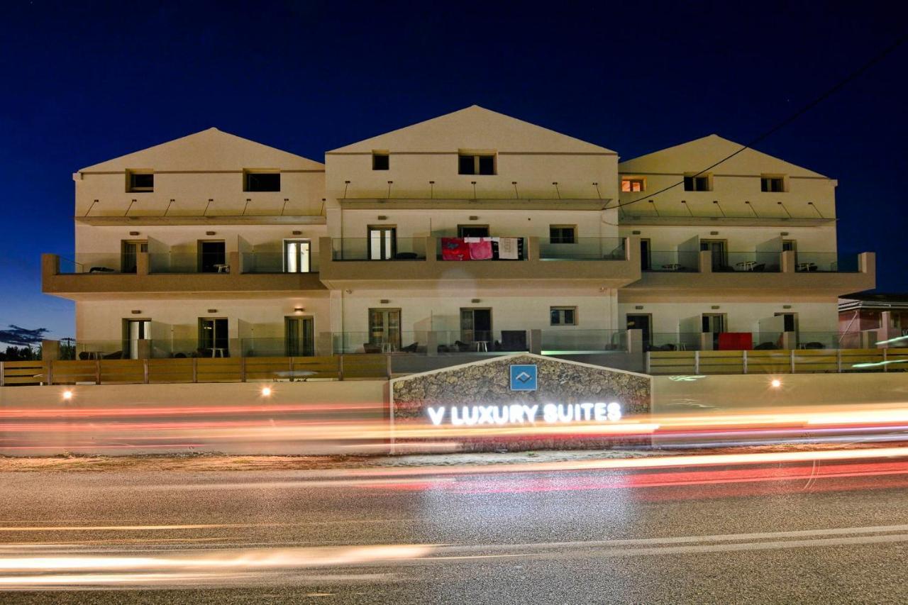 V Luxury Suites Kanálion Eksteriør bilde