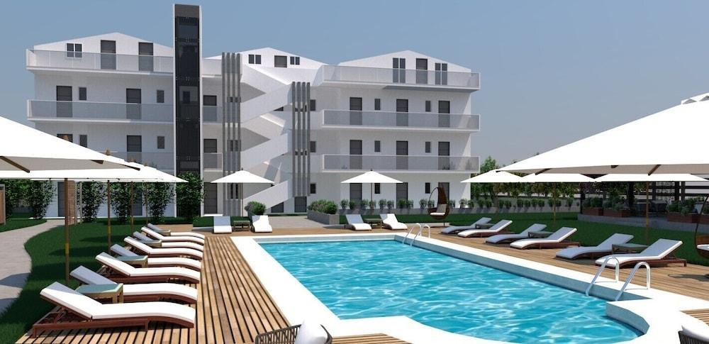 V Luxury Suites Kanálion Eksteriør bilde